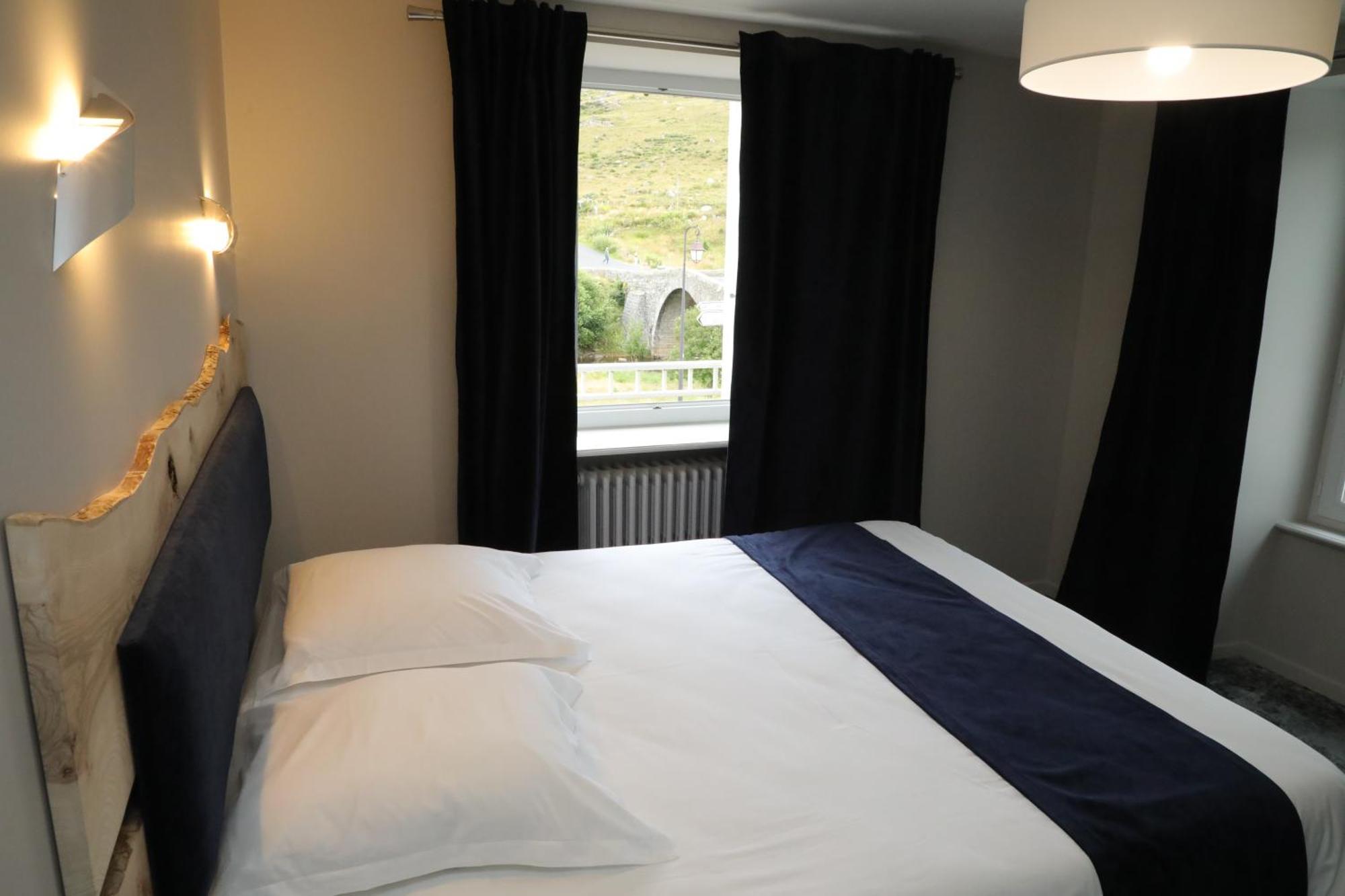 Le Relais De L'Aubrac Hotel นาสบินาล์ส ภายนอก รูปภาพ