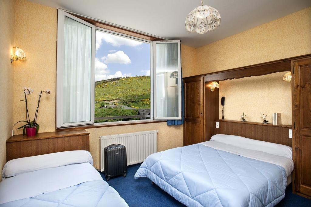 Le Relais De L'Aubrac Hotel นาสบินาล์ส ภายนอก รูปภาพ