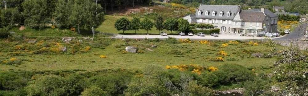 Le Relais De L'Aubrac Hotel นาสบินาล์ส ภายนอก รูปภาพ