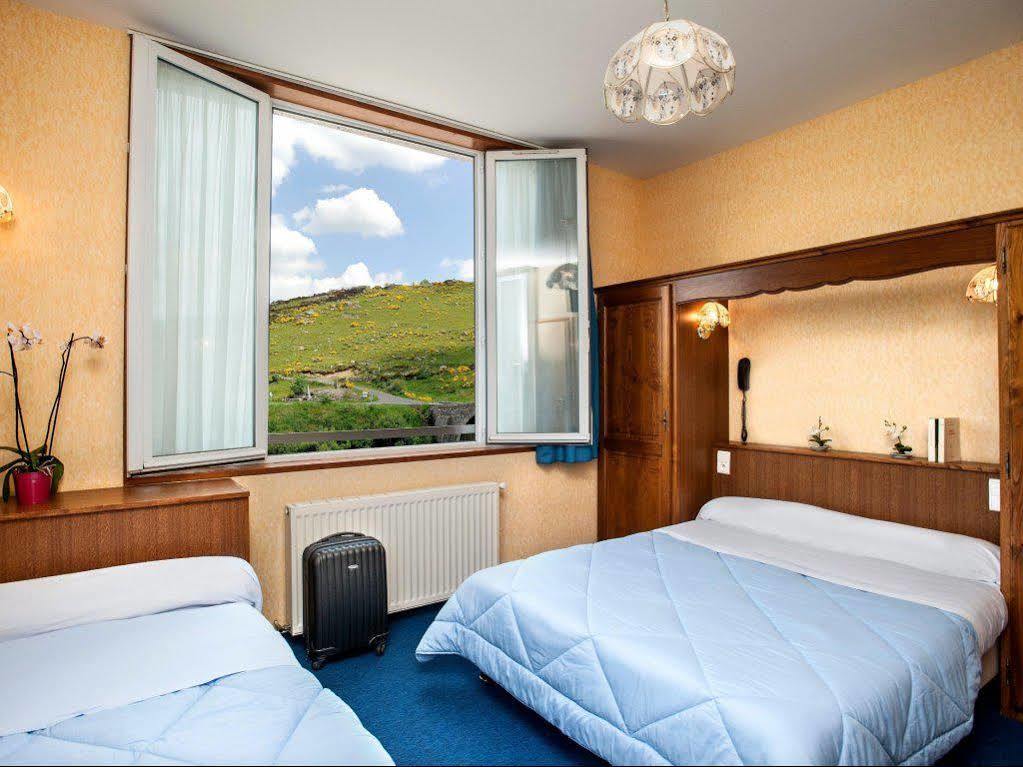 Le Relais De L'Aubrac Hotel นาสบินาล์ส ภายนอก รูปภาพ